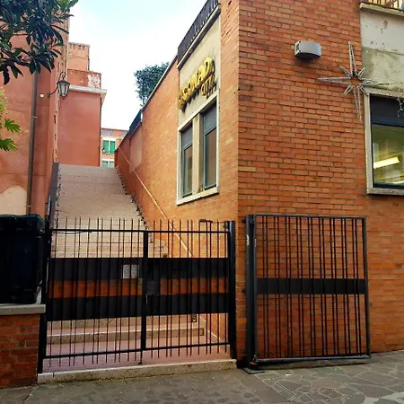 Apartament For Rent *